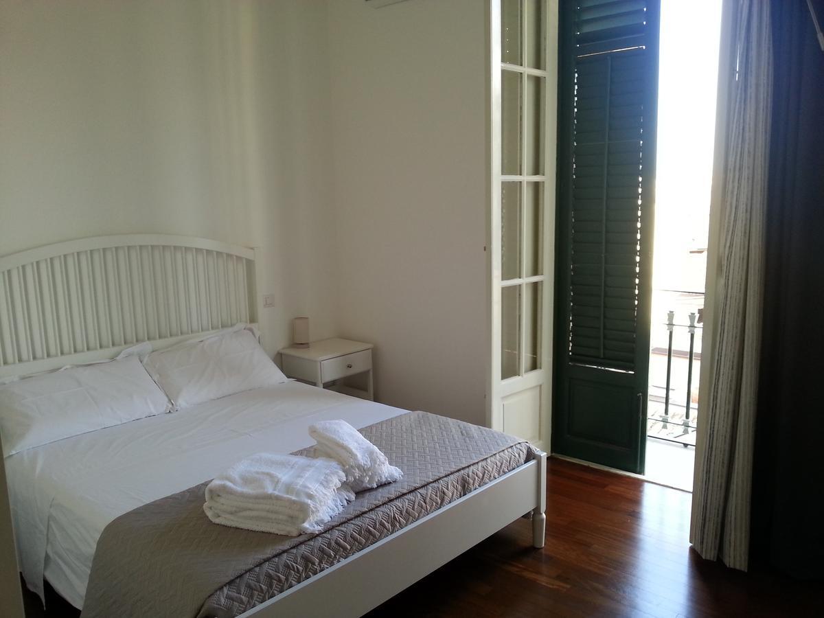 Ai Lattarini House Alojamento de Acomodação e Pequeno-almoço 2*